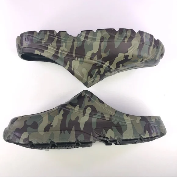 BASS Outdoor Camo Field Slides Clogs Shoes size 12 - Picture 3 of 12